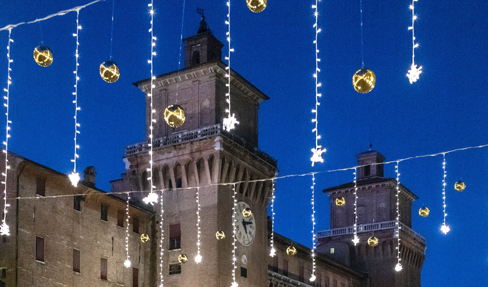 Un'immagine generica segnaposto con angoli arrotondati in una figura.